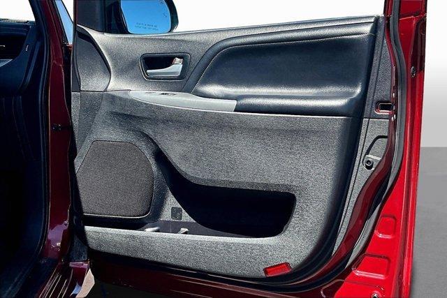 used 2015 Toyota Sienna car, priced at $18,225