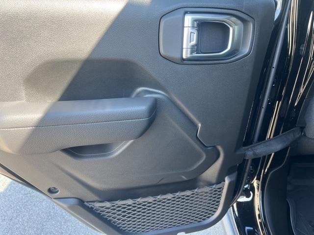 new 2025 Jeep Wrangler car, priced at $50,530