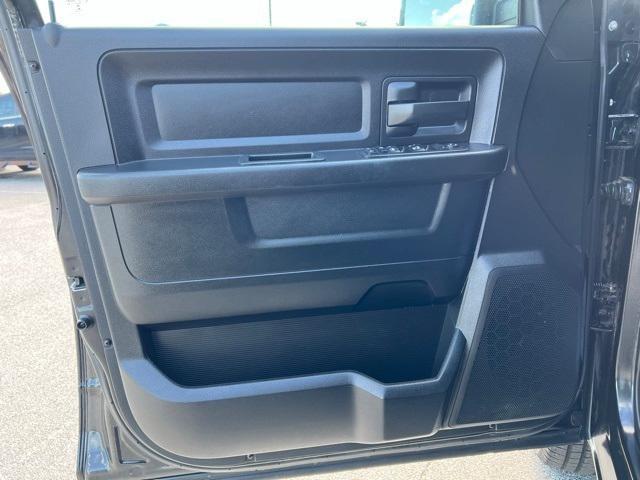 used 2019 Ram 1500 Classic car, priced at $21,900