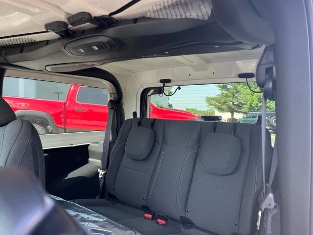 new 2025 Jeep Wrangler car, priced at $38,752