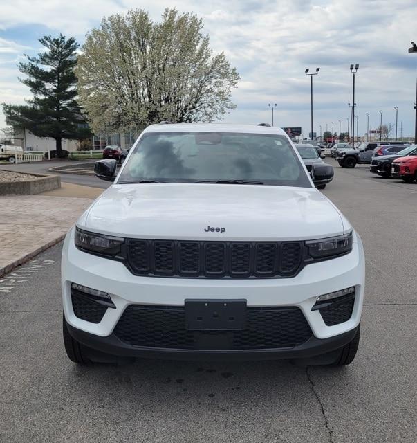 new 2025 Jeep Grand Cherokee car, priced at $41,806