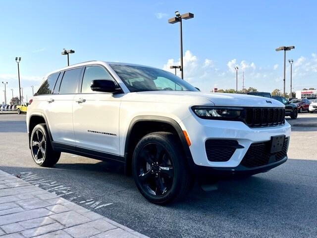 new 2025 Jeep Grand Cherokee car, priced at $40,865