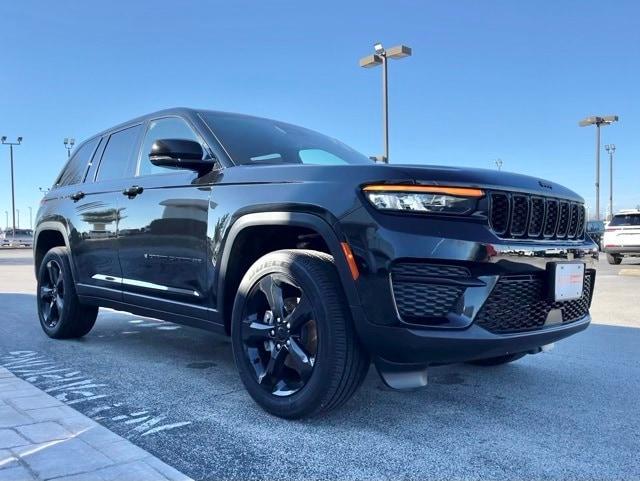 new 2025 Jeep Grand Cherokee car, priced at $43,481