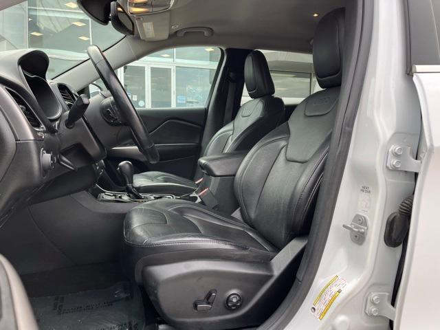 used 2019 Jeep Cherokee car, priced at $13,500