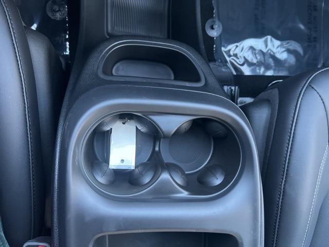new 2025 Chrysler Pacifica car, priced at $42,622