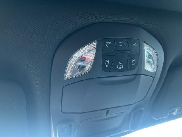 new 2025 Chrysler Pacifica car, priced at $42,622
