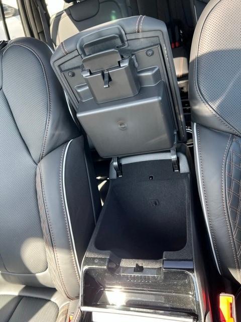 new 2025 Jeep Grand Cherokee L car, priced at $60,196