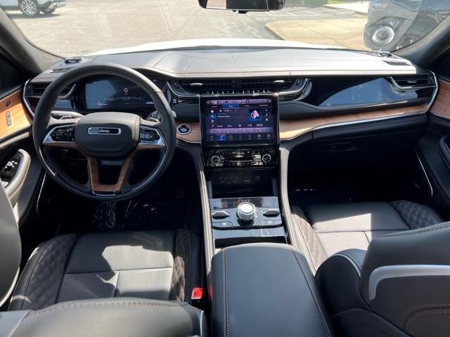 new 2025 Jeep Grand Cherokee L car, priced at $60,196