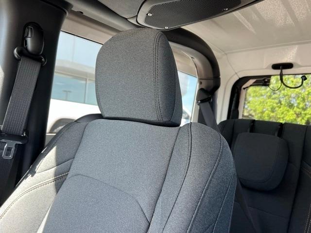 new 2025 Jeep Wrangler car, priced at $46,072