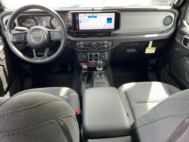 new 2025 Jeep Wrangler car, priced at $52,175