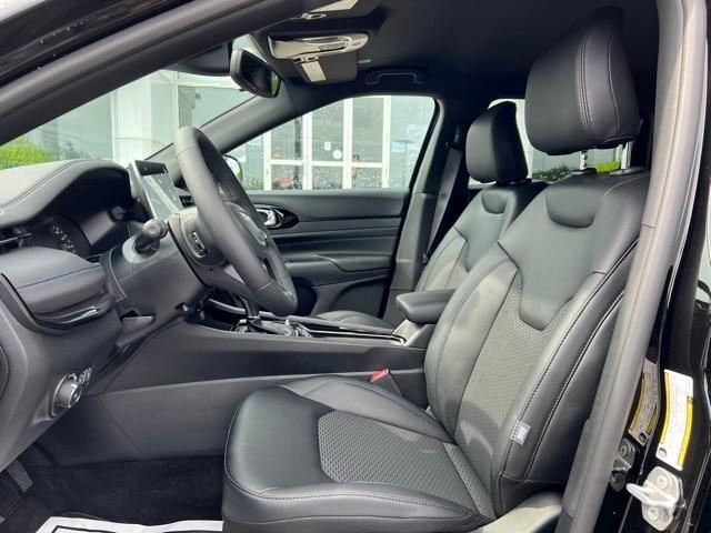 new 2025 Jeep Compass car, priced at $27,458