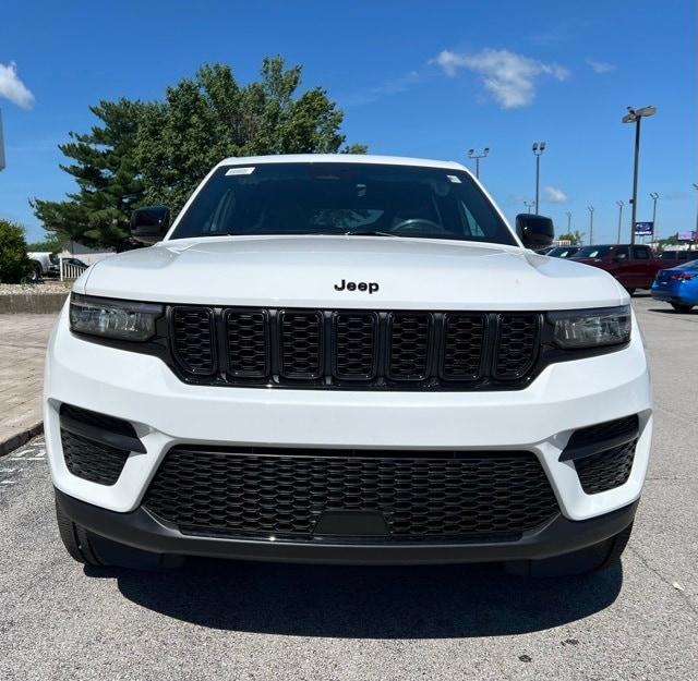 new 2025 Jeep Grand Cherokee car, priced at $39,260