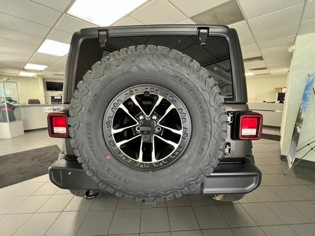 new 2025 Jeep Wrangler car, priced at $46,965