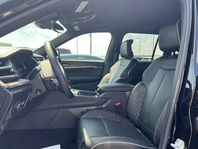 new 2025 Jeep Grand Cherokee car, priced at $56,145