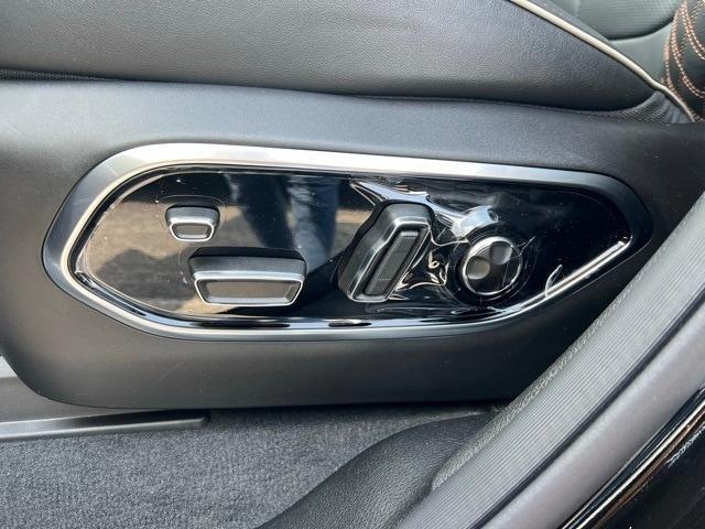 new 2025 Jeep Grand Cherokee car, priced at $56,145