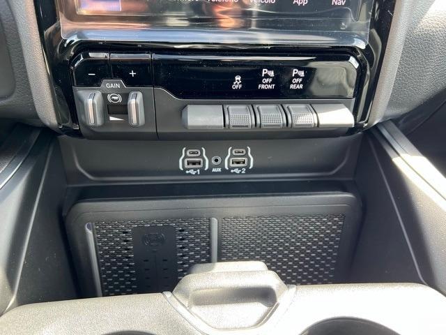 new 2025 Ram 1500 car, priced at $47,753