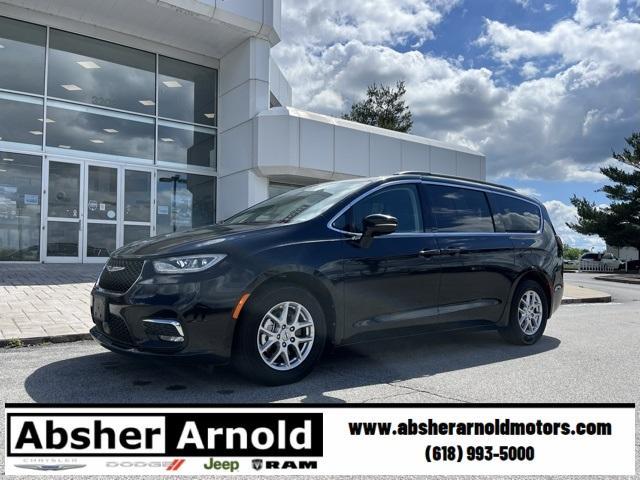 used 2023 Chrysler Pacifica car, priced at $24,547