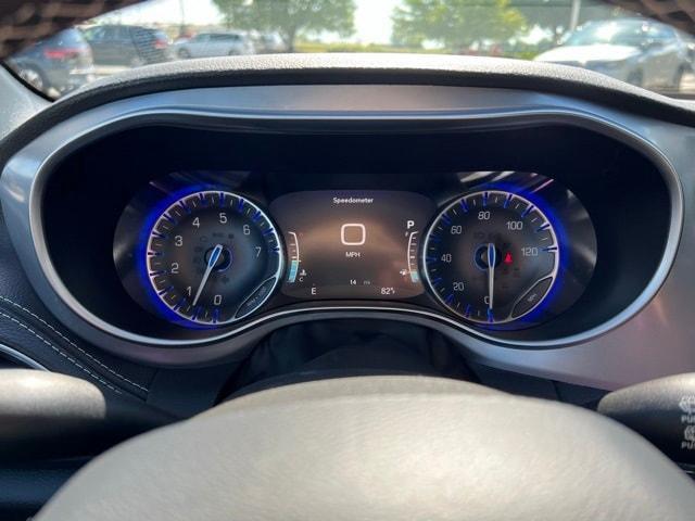 new 2025 Chrysler Pacifica car, priced at $47,406