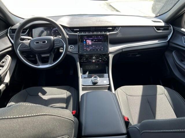 new 2025 Jeep Grand Cherokee car, priced at $35,375