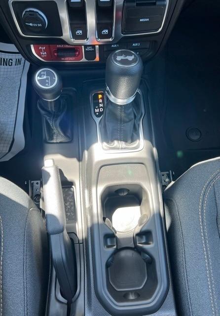 new 2025 Jeep Wrangler car, priced at $46,172