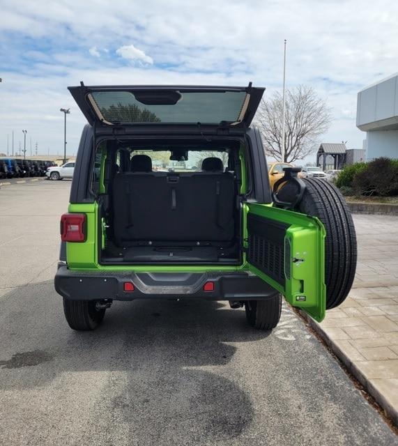new 2025 Jeep Wrangler car, priced at $38,403