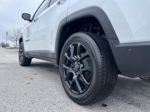 new 2025 Jeep Compass car, priced at $30,880