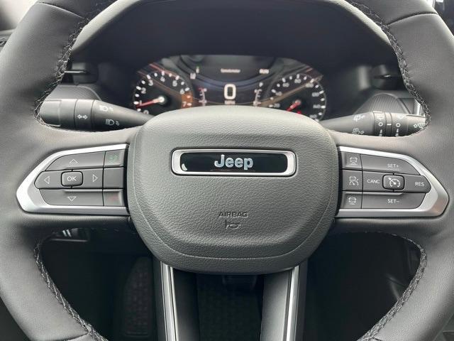 new 2025 Jeep Compass car, priced at $30,880