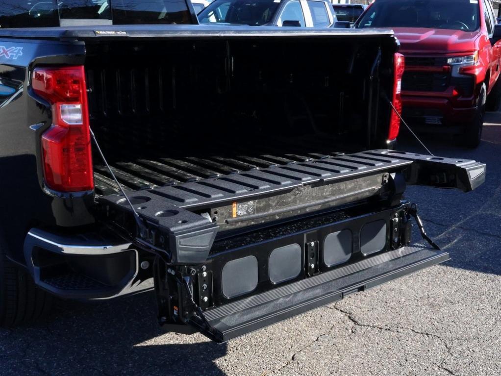 new 2025 Chevrolet Silverado 1500 car, priced at $57,424