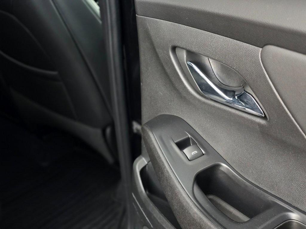 used 2022 Chevrolet Traverse car, priced at $29,540