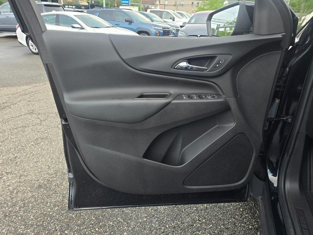 used 2024 Chevrolet Equinox car, priced at $25,362