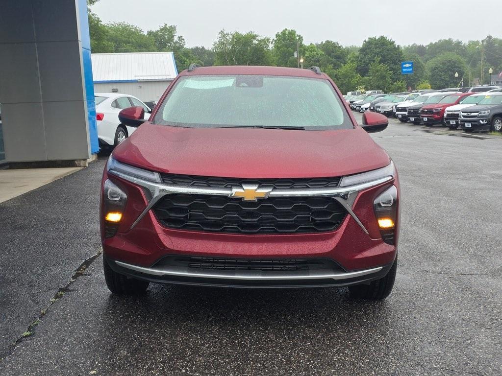 new 2025 Chevrolet Trax car, priced at $25,701