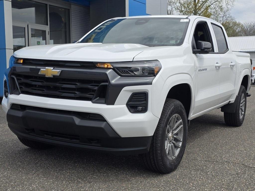 new 2025 Chevrolet Colorado car, priced at $45,425