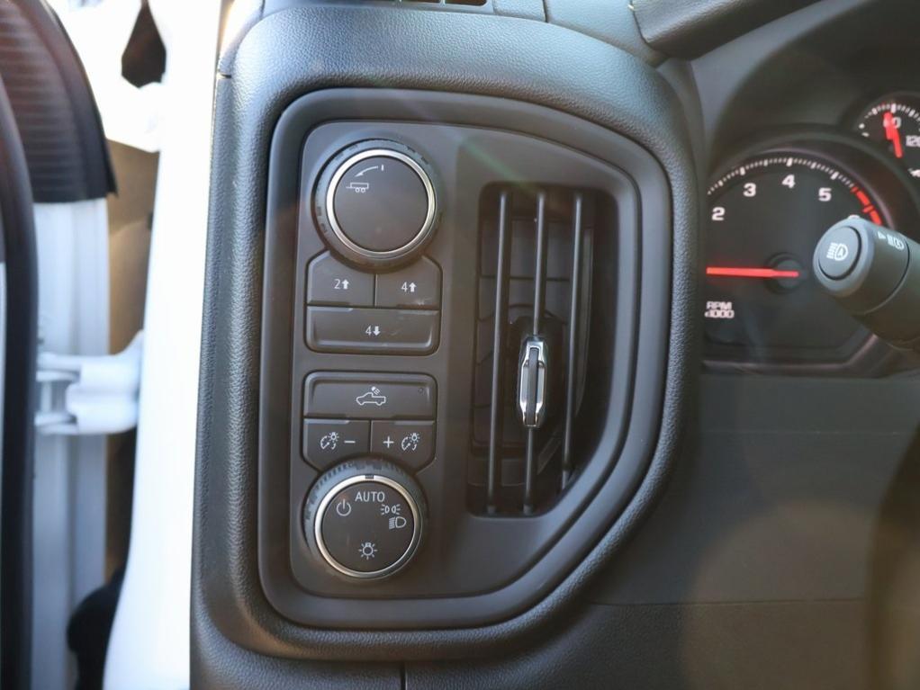 new 2025 Chevrolet Silverado 2500 car, priced at $50,110