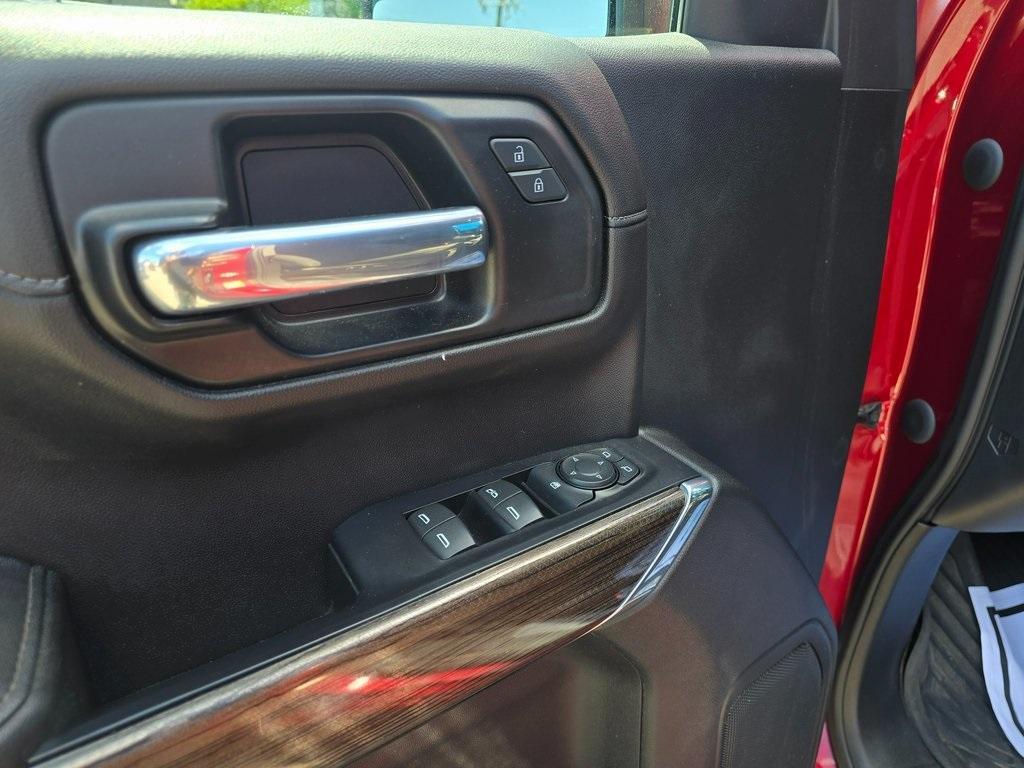 used 2021 Chevrolet Silverado 1500 car, priced at $37,561