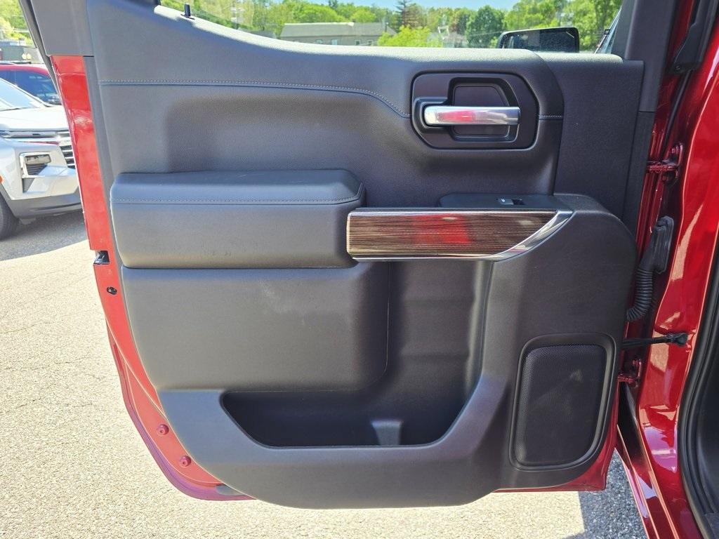 used 2021 Chevrolet Silverado 1500 car, priced at $37,561