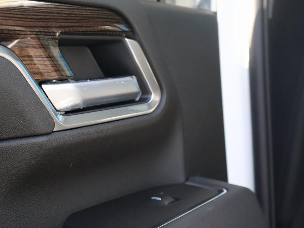 new 2025 Chevrolet Silverado 2500 car, priced at $64,567