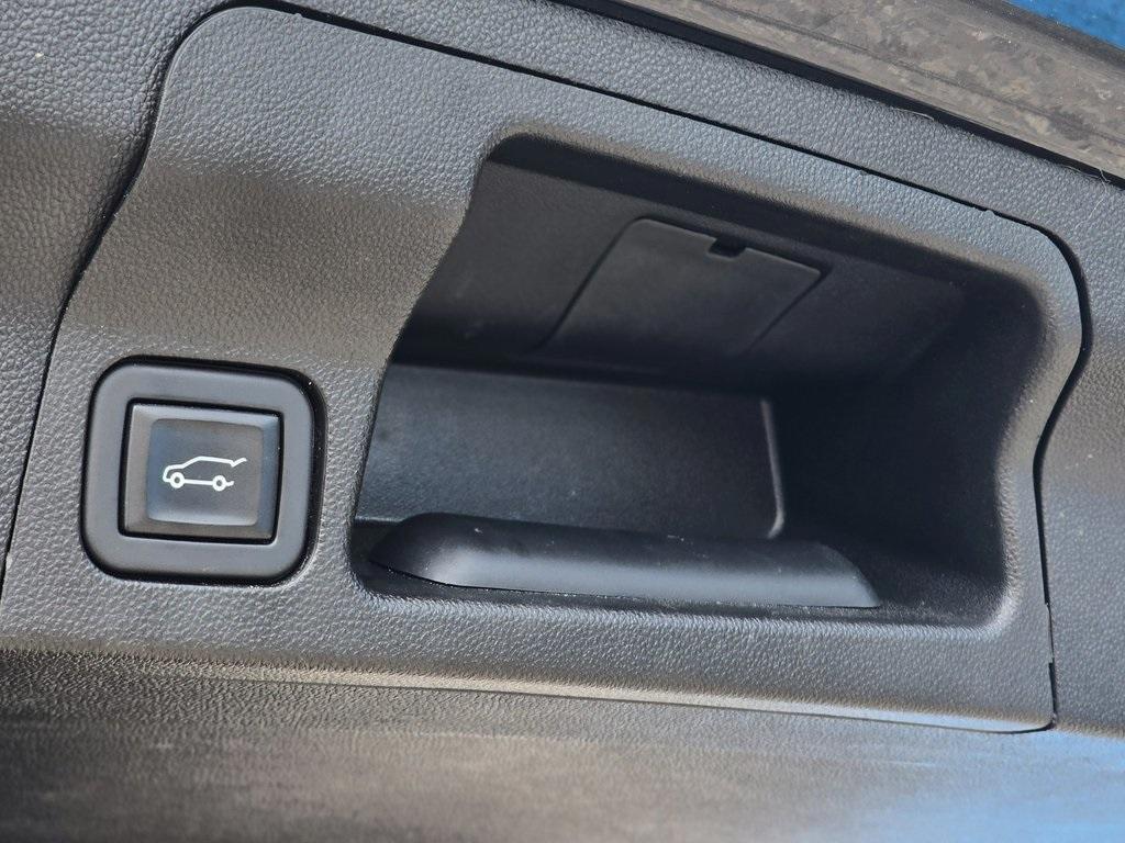 used 2023 GMC Acadia car, priced at $37,299