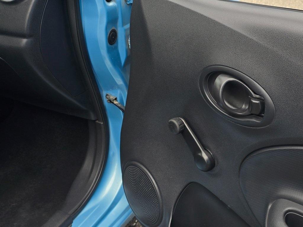 used 2014 Nissan Versa Note car, priced at $6,499