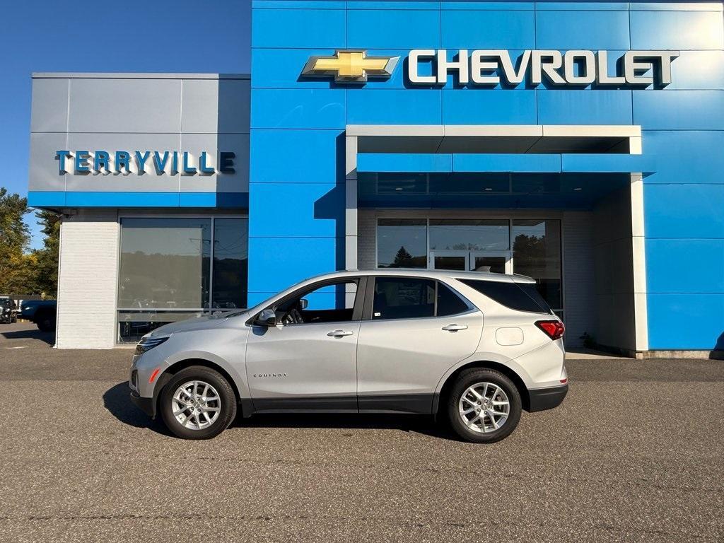 used 2022 Chevrolet Equinox car, priced at $21,859