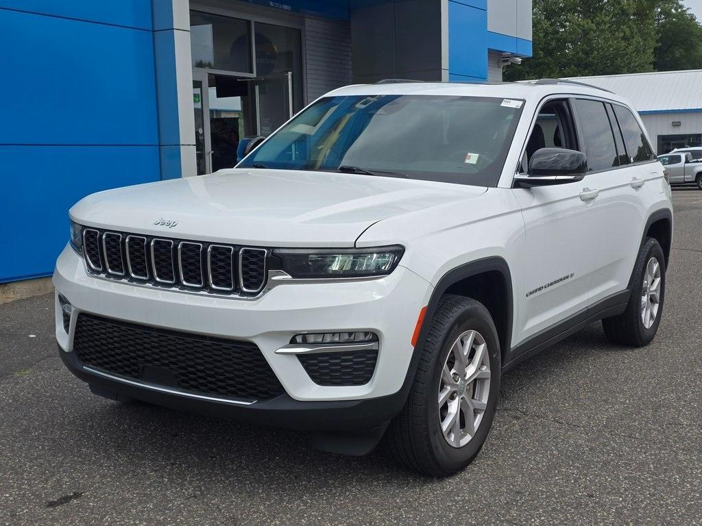 used 2022 Jeep Grand Cherokee car, priced at $31,799