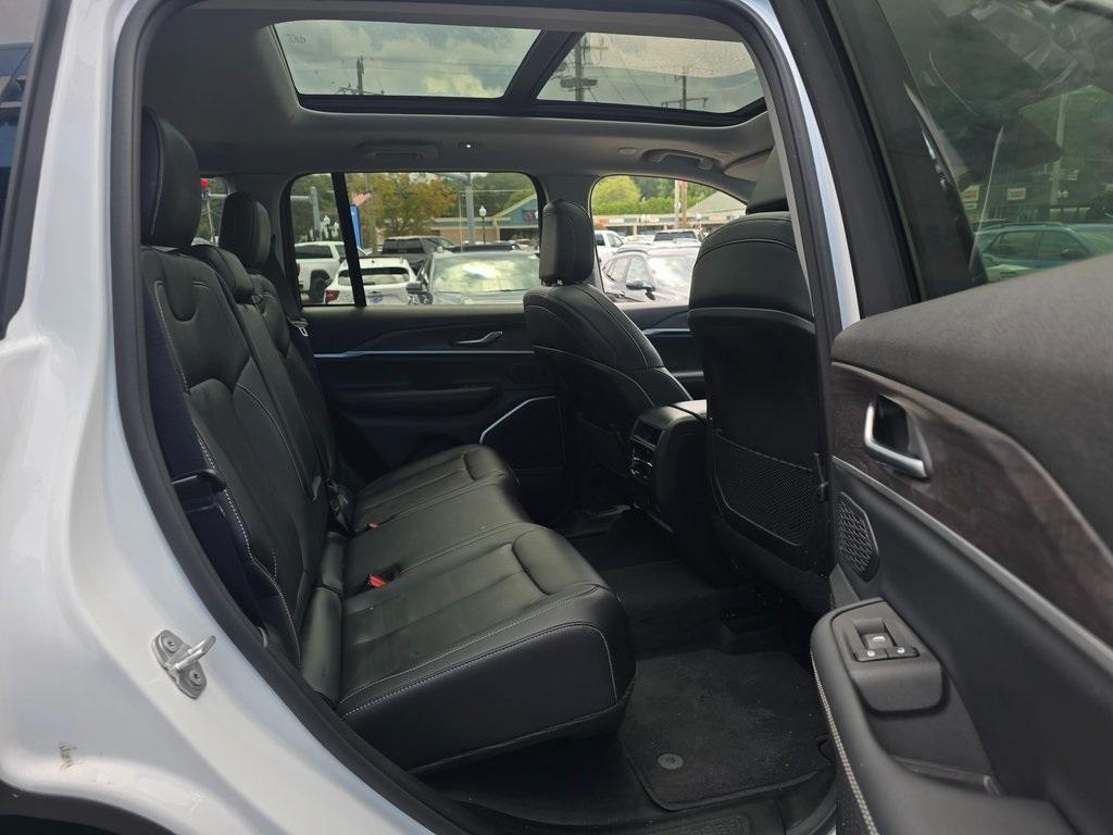 used 2022 Jeep Grand Cherokee car, priced at $31,799