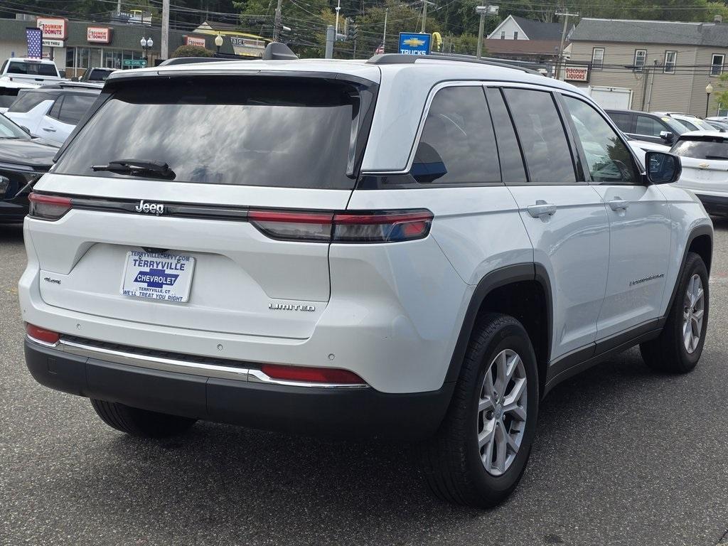 used 2022 Jeep Grand Cherokee car, priced at $31,799