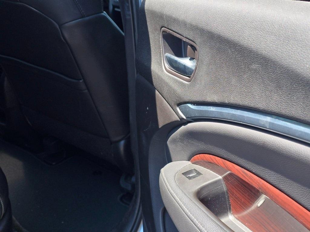 used 2015 Acura MDX car, priced at $15,128