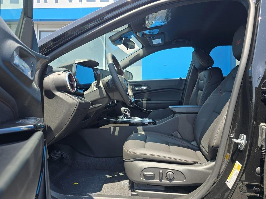 new 2025 Chevrolet Trax car, priced at $26,759