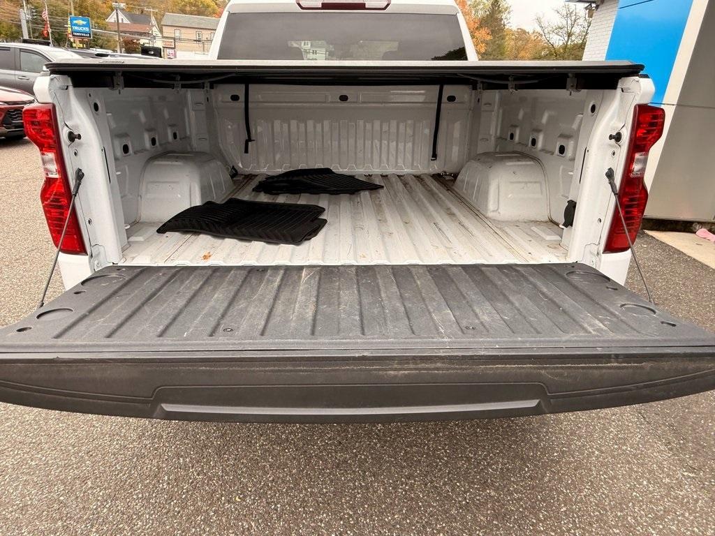 used 2022 Chevrolet Silverado 1500 car, priced at $37,980