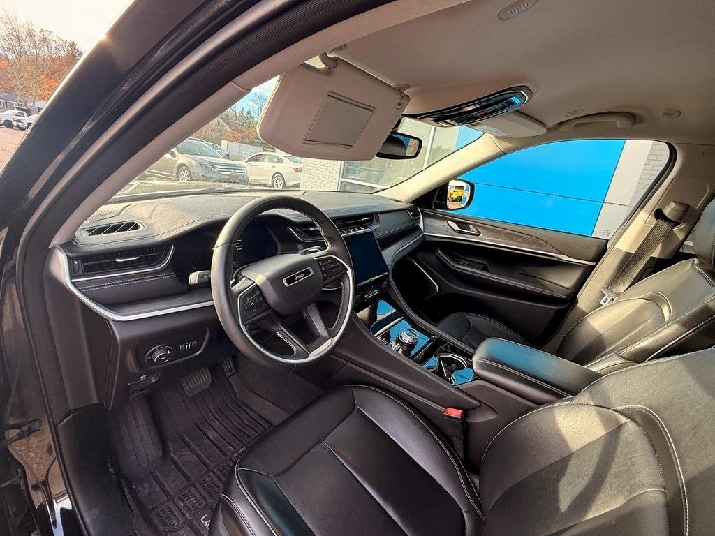 used 2021 Jeep Grand Cherokee L car, priced at $31,999