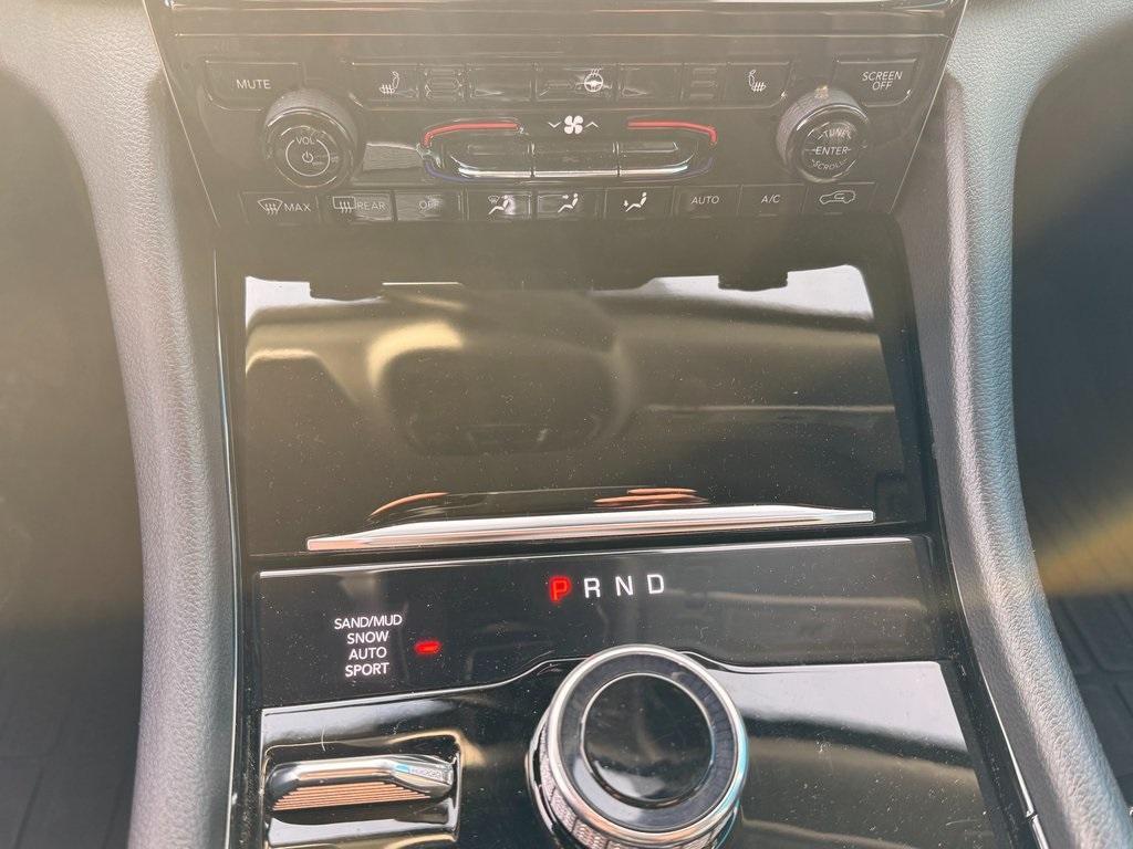 used 2021 Jeep Grand Cherokee L car, priced at $31,999