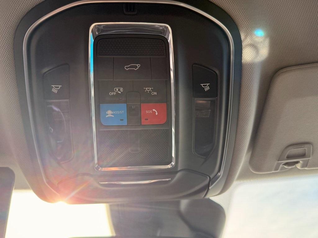 used 2021 Jeep Grand Cherokee L car, priced at $31,999