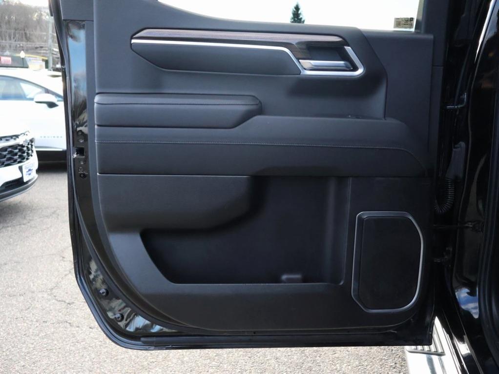 used 2022 Chevrolet Silverado 1500 car, priced at $35,990