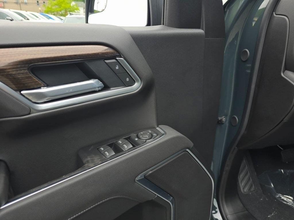 new 2025 Chevrolet Silverado 1500 car, priced at $55,298
